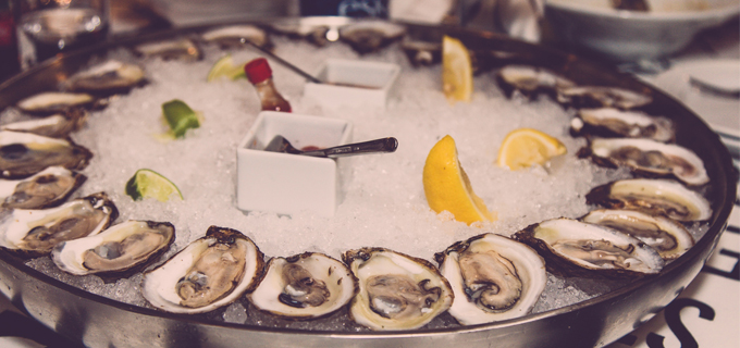 oystermania-eat-b1